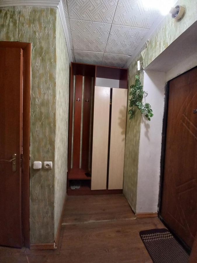 1 Комнатная Квартира Остановка Торговый Центр Cerkasî Exterior foto