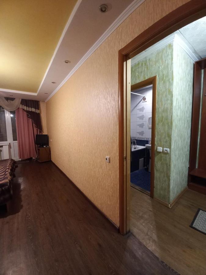 1 Комнатная Квартира Остановка Торговый Центр Cerkasî Exterior foto