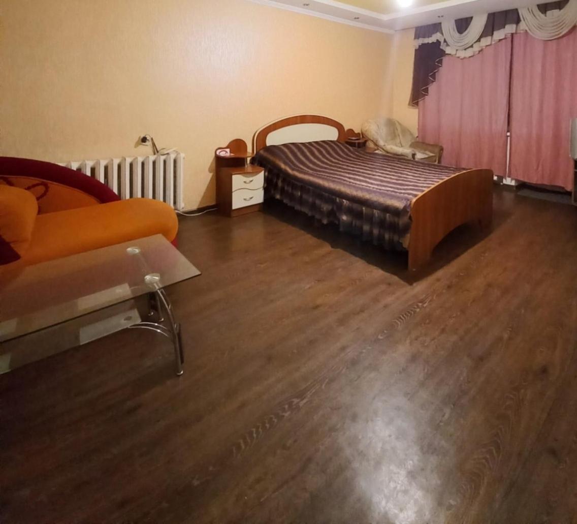 1 Комнатная Квартира Остановка Торговый Центр Cerkasî Exterior foto
